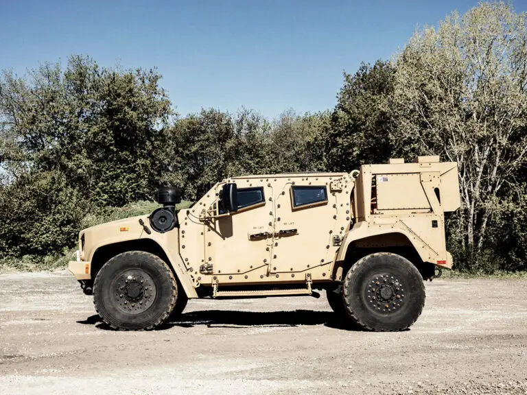 Oshkosh Defense eJLTV hybrid electric.